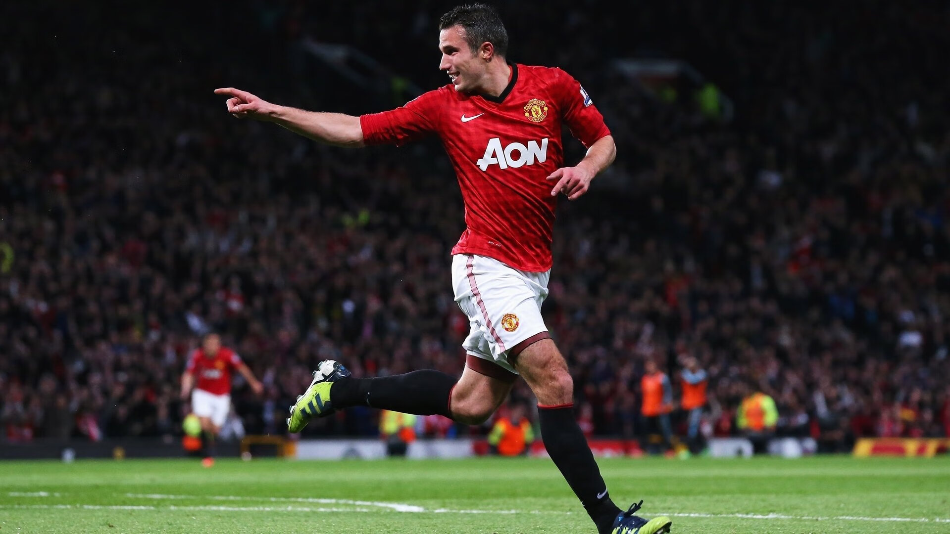 朝鲜蝶泳选手节奏控制精准,朝鲜花样游泳表演